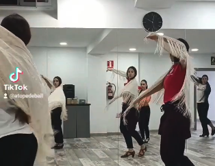 Escola de Dansa
